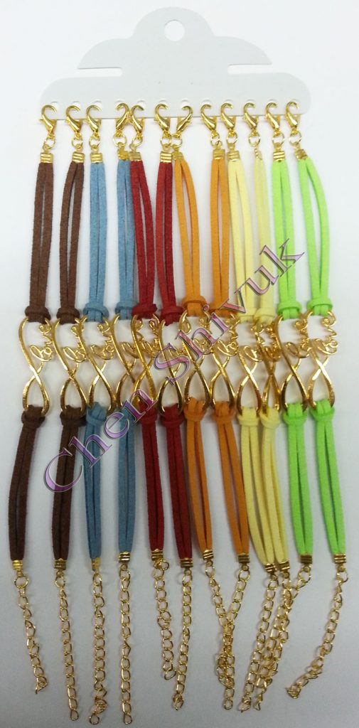 צמיד-אינפינטי-עם-LOVE-צבע-זהב