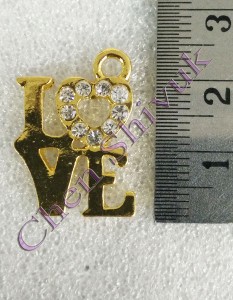 תליון-love-עם זירקונים גולדפילד